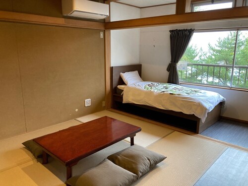 2F Japanesestyle room with shower  toilet 2 Roo / Minamitsuru-gun Yamanashi