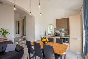 Family Apartment, Patio, Sea View | Private kitchen