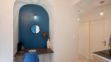 Leilighet – standard, terrasse, sjøutsikt | 2 soverom, strykejern/-brett, wi-fi (inkludert) og sengetøy