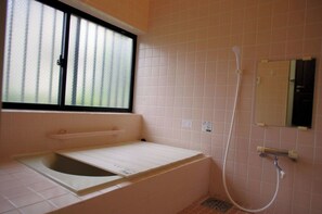 Hair dryer, towels - Gust House / Adachi-ku Tokyo (Adachi-ku)