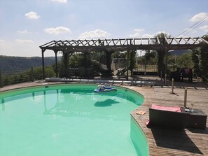 Piscine extérieure, piscine chauffée