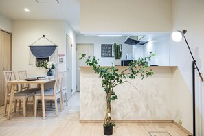 Dining - Sumiyoshi Mary 101 Near Namba Shinsaibashi - Sumiyoshi Marie 1F / Osaka Ōsaka (Osaka)