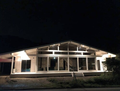 Newly built Finnish log house with twinkling starsPolar House Nishi Karuizawa / Kitasaku-gun Nagano