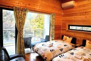 6 slaapkamers, een bureau, gratis wifi, beddengoed