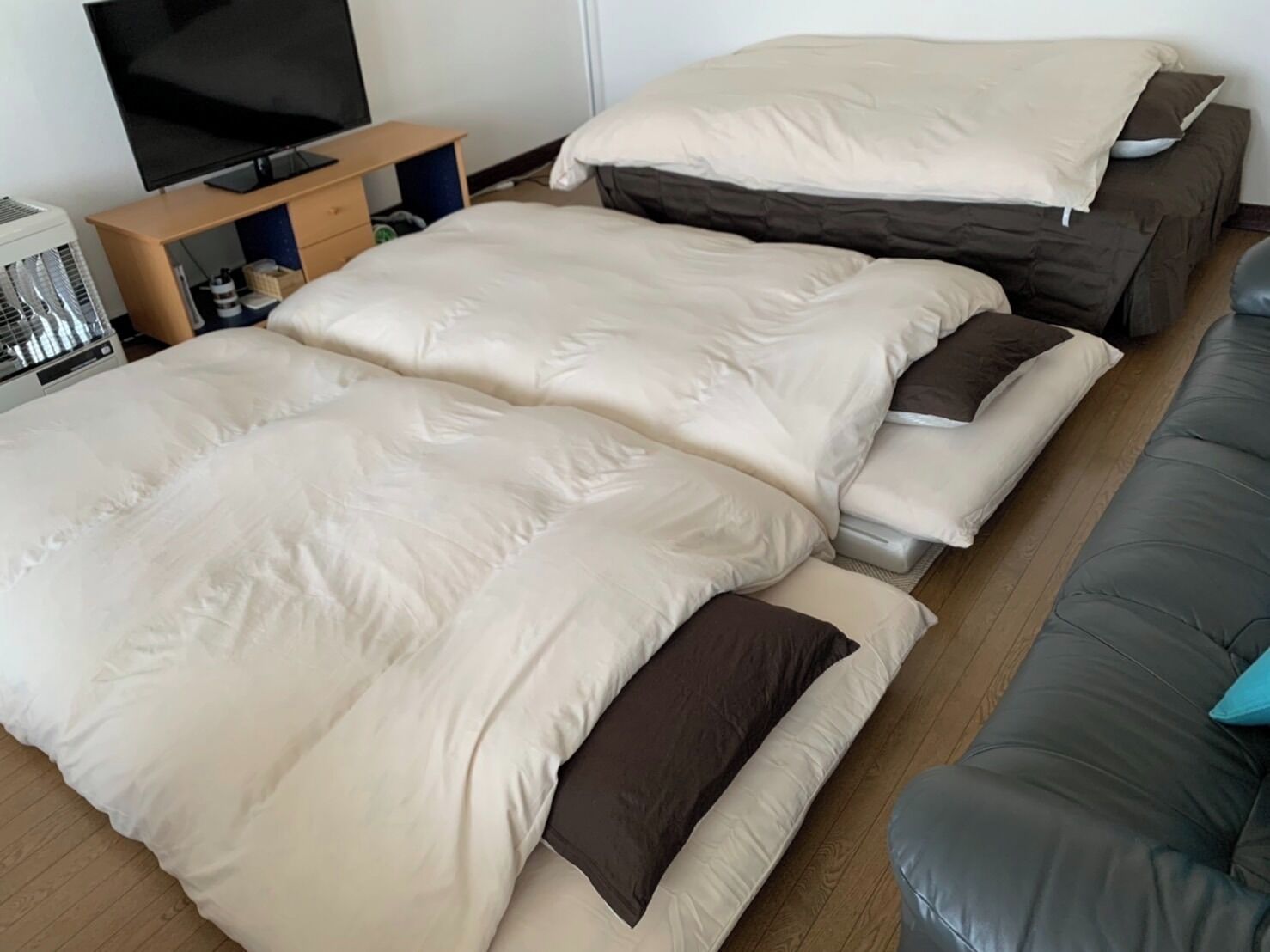 2 dormitorios, escritorio, wifi gratis y ropa de cama