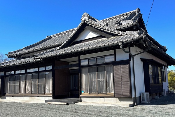 Miyadai Works Rental Villa "Mitsuba Residence"