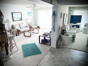 Smart TV, books, printers - Wonderful Cocoa Beach-Front Getaway w/ Ocean View (Cocoa Beach)
