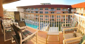 Property grounds - Wonderful Cocoa Beach-Front Getaway w/ Ocean View (Cocoa Beach)