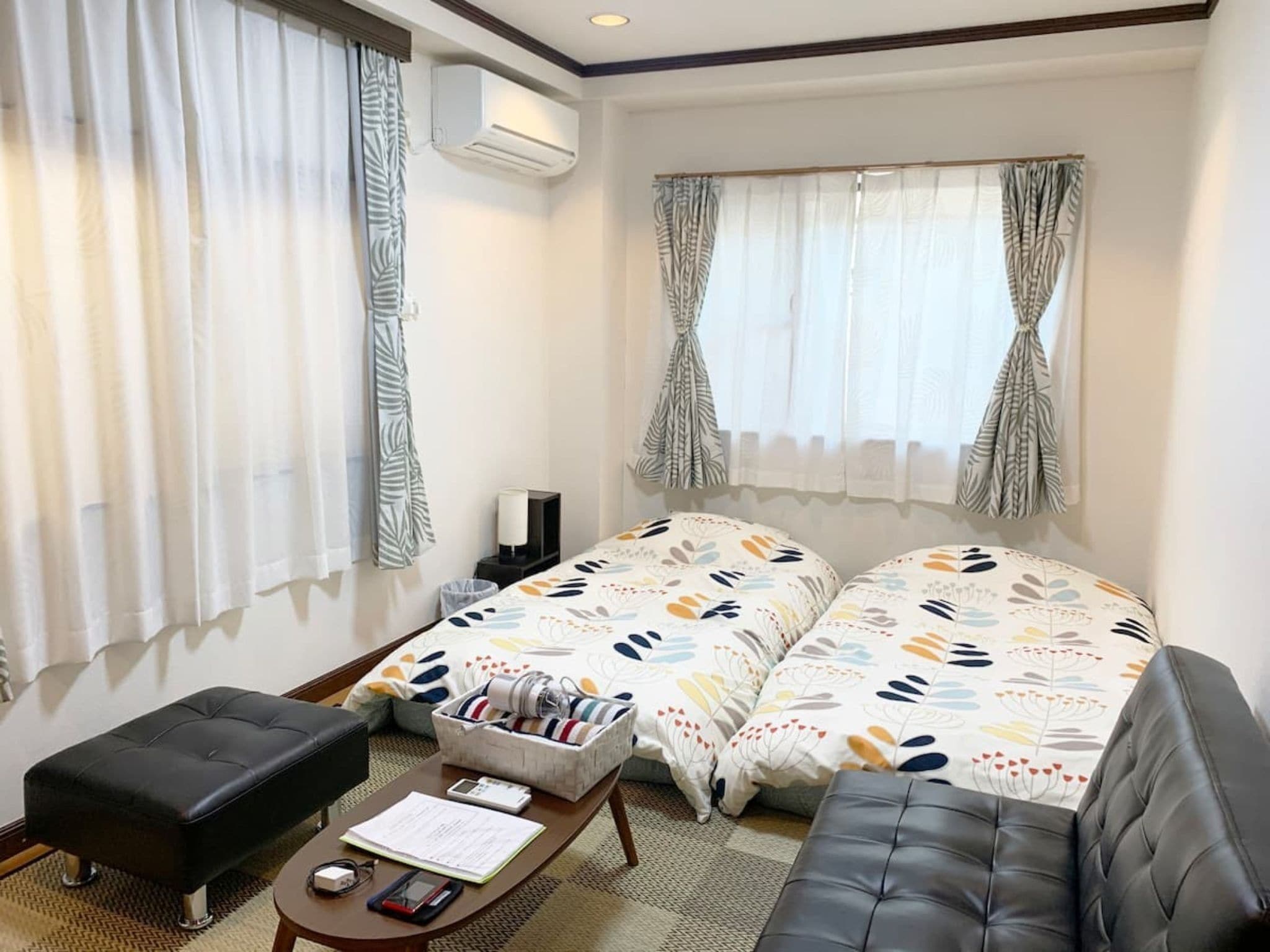 1 habitación, escritorio, wifi gratis y ropa de cama 
