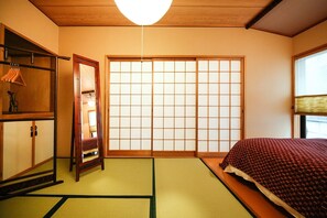 5 quartos, Wi-Fi de cortesia, roupa de cama