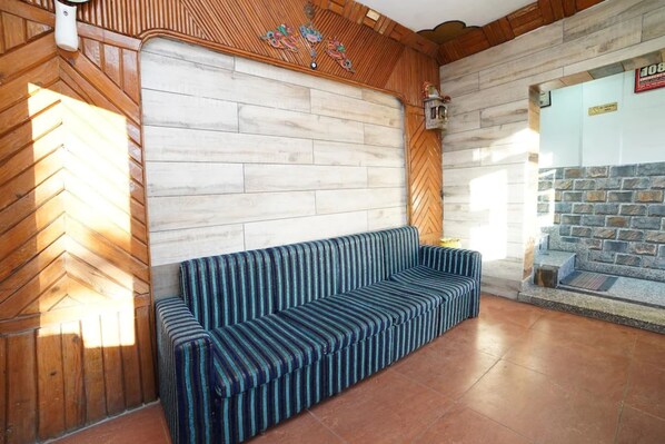 Interior - Goroomgo New Bharat Nainital (Nainital)