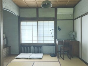 2 bedrooms, desk, free WiFi, bed sheets - A private annex  skate  coffee / Takashima Shiga (Takashima)