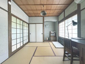 Interior - A private annex  skate  coffee / Takashima Shiga (Takashima)