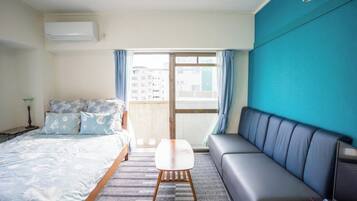 1 bedroom, desk, free WiFi, bed sheets