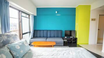 1 bedroom, desk, free WiFi, bed sheets