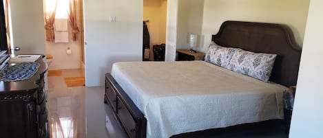 3 Schlafzimmer, Bügeleisen/Bügelbrett, kostenloses WLAN, Bettwäsche
