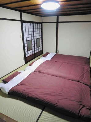 3 chambres, bureau, fer et planche à repasser, Wi-Fi gratuit