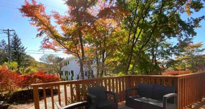 Entire building reserved Newly built American house within walking distance of Karuizawa Shopping  / Kitasaku-gun Nagano