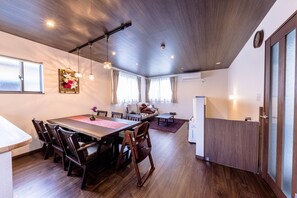 Interior - Enjoy with your family BBQ on the terrace Equipp / Minamitsuru-gun Yamanashi (Minamitsuru-gun)