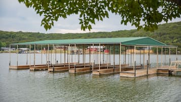 花灑/浴缸組合、提供毛巾、番梘、廁紙