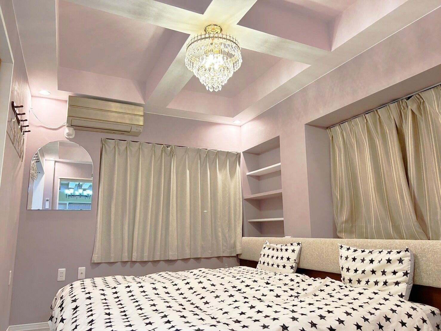 5 Schlafzimmer, Schreibtisch, Bügeleisen/Bügelbrett, kostenloses WLAN