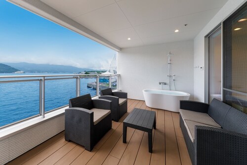 SEASIDE TERRACE SUN - SEASIDE TERRACE SUN / Numazu Shizuoka