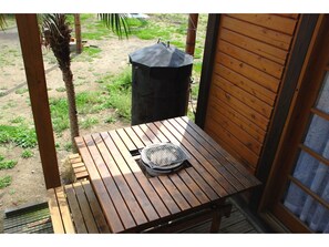 Outdoor dining - Chartered building rental villa log house  / Kamo-gun Shizuoka (Kamo-gun)