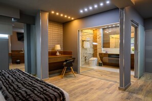 豪華雙人房 | 高級寢具、迷你吧、客房內保險箱、遮光布/窗簾