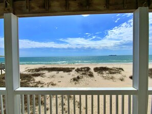 On the beach - All June Dates Discounted! Beachfront & Pet Friendly (Gulf Shores)