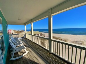 Property grounds - All June Dates Discounted! Beachfront & Pet Friendly (Gulf Shores)