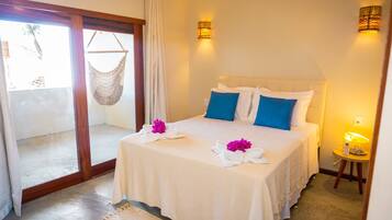 Phòng đôi Exclusive | Minibar, trang trí khác biệt, trang bị nội thất với thiết kế riêng biệt