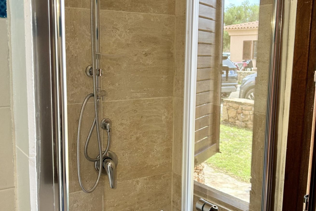 Dusche, Bidet, Handtücher