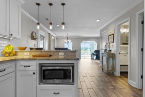Interior - Happy Place! Golf Cart Included! (Emerald Isle)