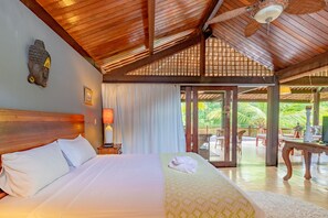Ferienhaus | 3 Schlafzimmer, Verdunkelungsvorhänge, Bügeleisen/Bügelbrett