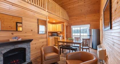 Rosewood Villa #102: Spacious 2BR Log Cabin