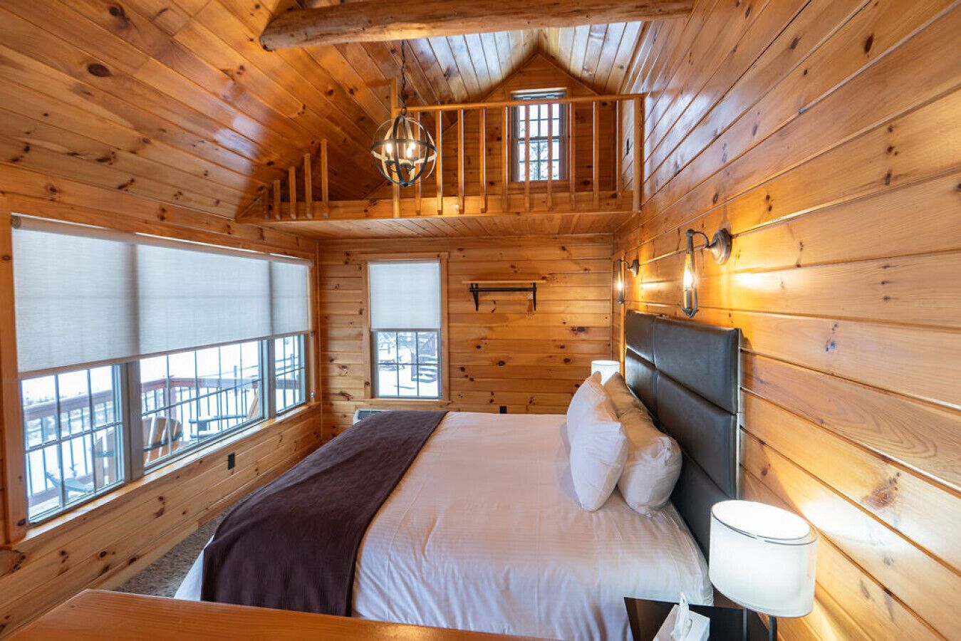 Iron/ironing board, travel cot, WiFi, bed sheets