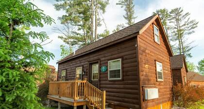 Pet Friendly Log Cabin | Sauna