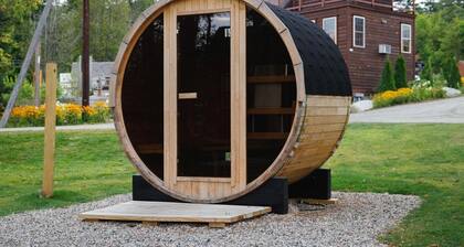 Pet Friendly Log Cabin | Sauna