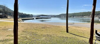 Water front cabin #7 Cabin in Graham, steps from Possum Kingdom Lake