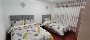 3 Schlafzimmer, Bügeleisen/Bügelbrett, kostenloses WLAN, Bettwäsche