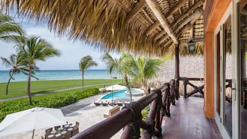 Beach/ocean view