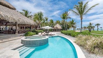 Outdoor pool, pool umbrellas, sun loungers