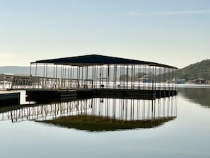 Miscellaneous - Lake front weekend cabin #8 Cabin with kitchen, steps from Possum Kingdom Lake (Graham)