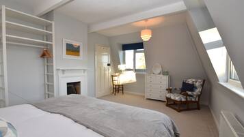 5 bedrooms, iron/ironing board, travel cot, free WiFi