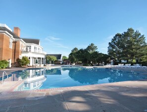 Pool - 2Bdrm Vacation Village Williamsburg Busch Gardens (Williamsburg)