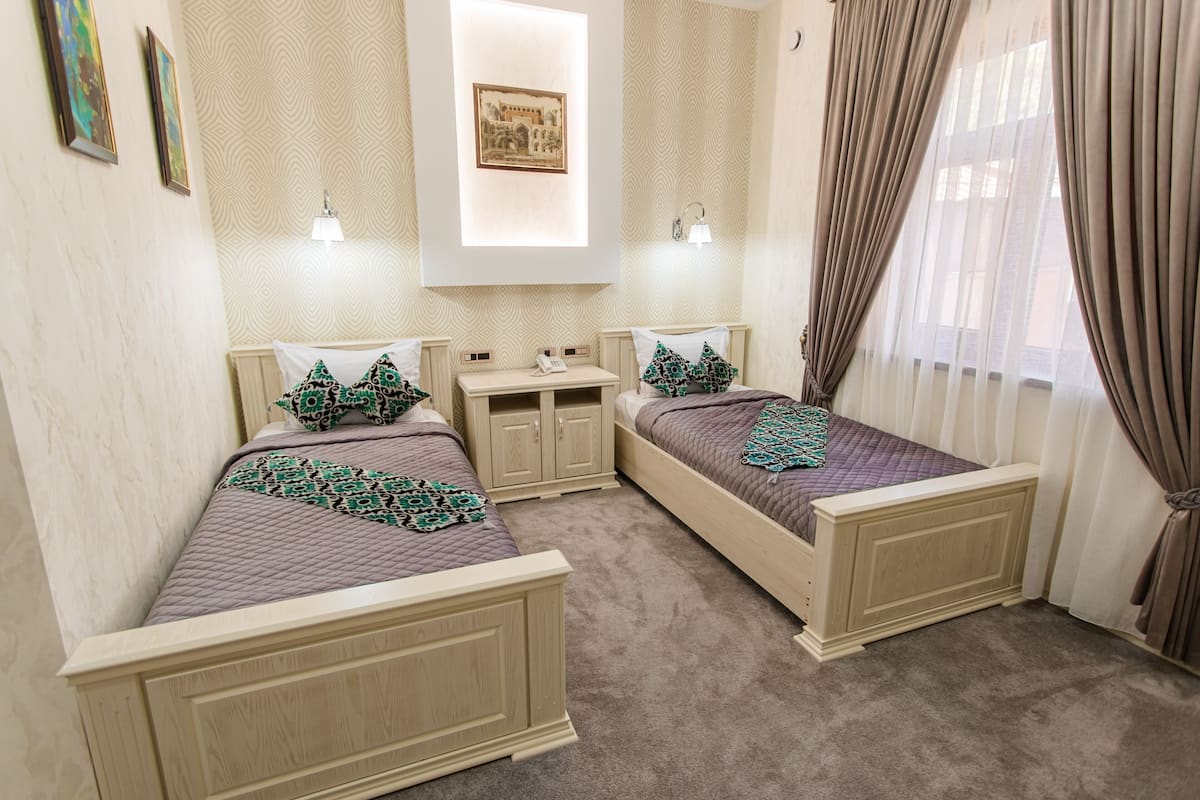 Basic Twin Room, 2 Single Beds