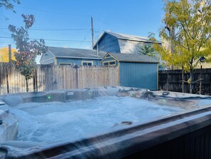 Bañera de hidromasaje exterior