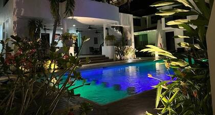 Hotel Villas Maria Isabel