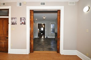 Interior - Breathtaking Spacious PGH Skyline Loft On Carson Street (Pittsburgh)