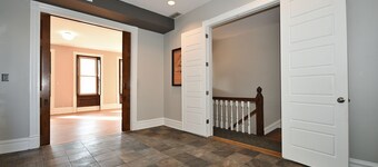 Breathtaking Spacious PGH Skyline Loft On Carson Street